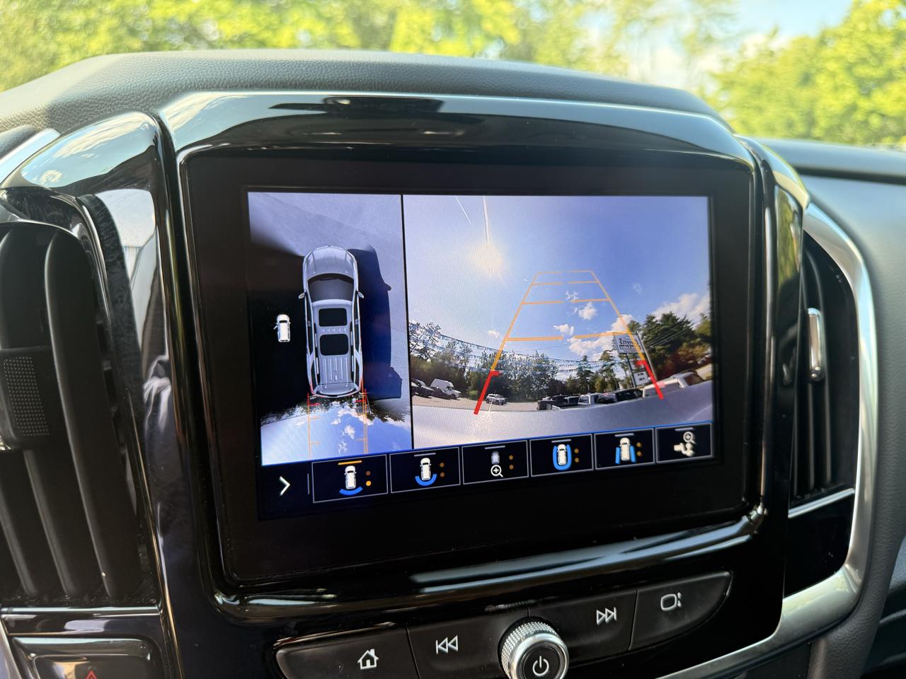 Chevrolet Traverse  2021