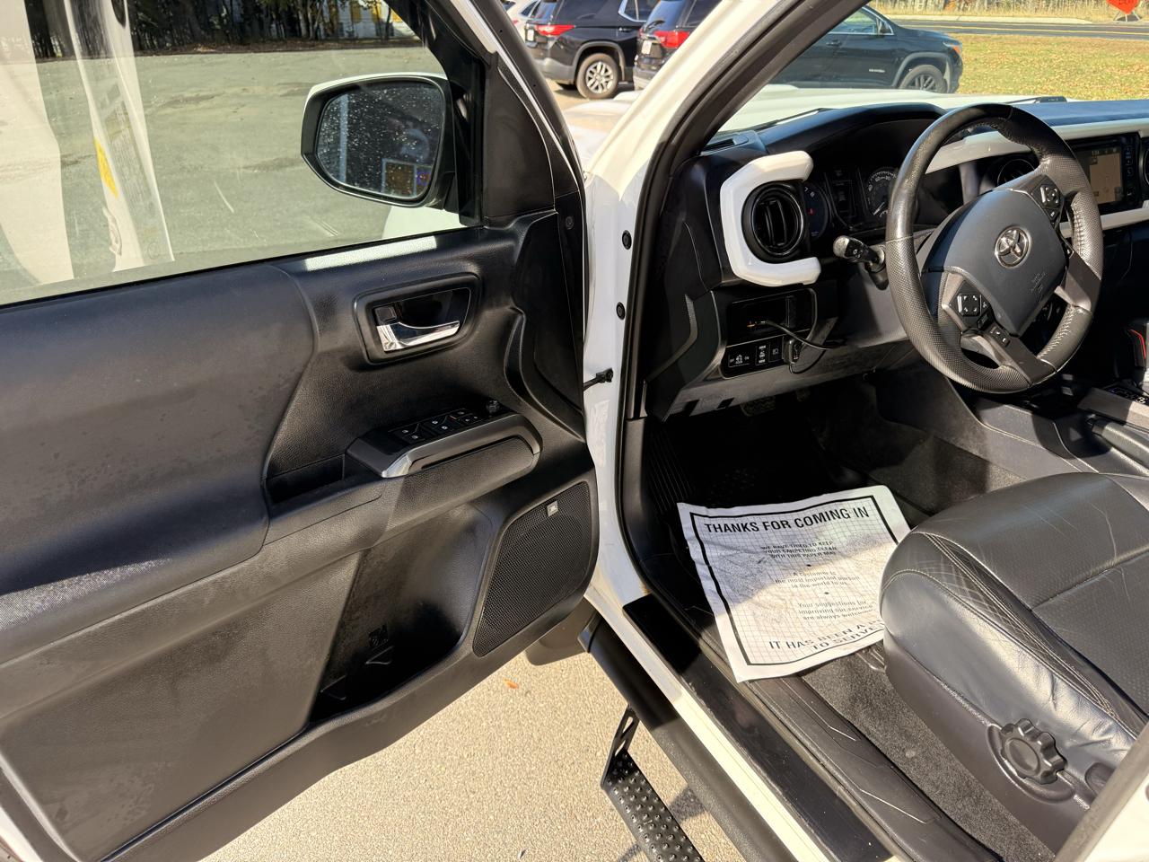 Toyota Tacoma  2019