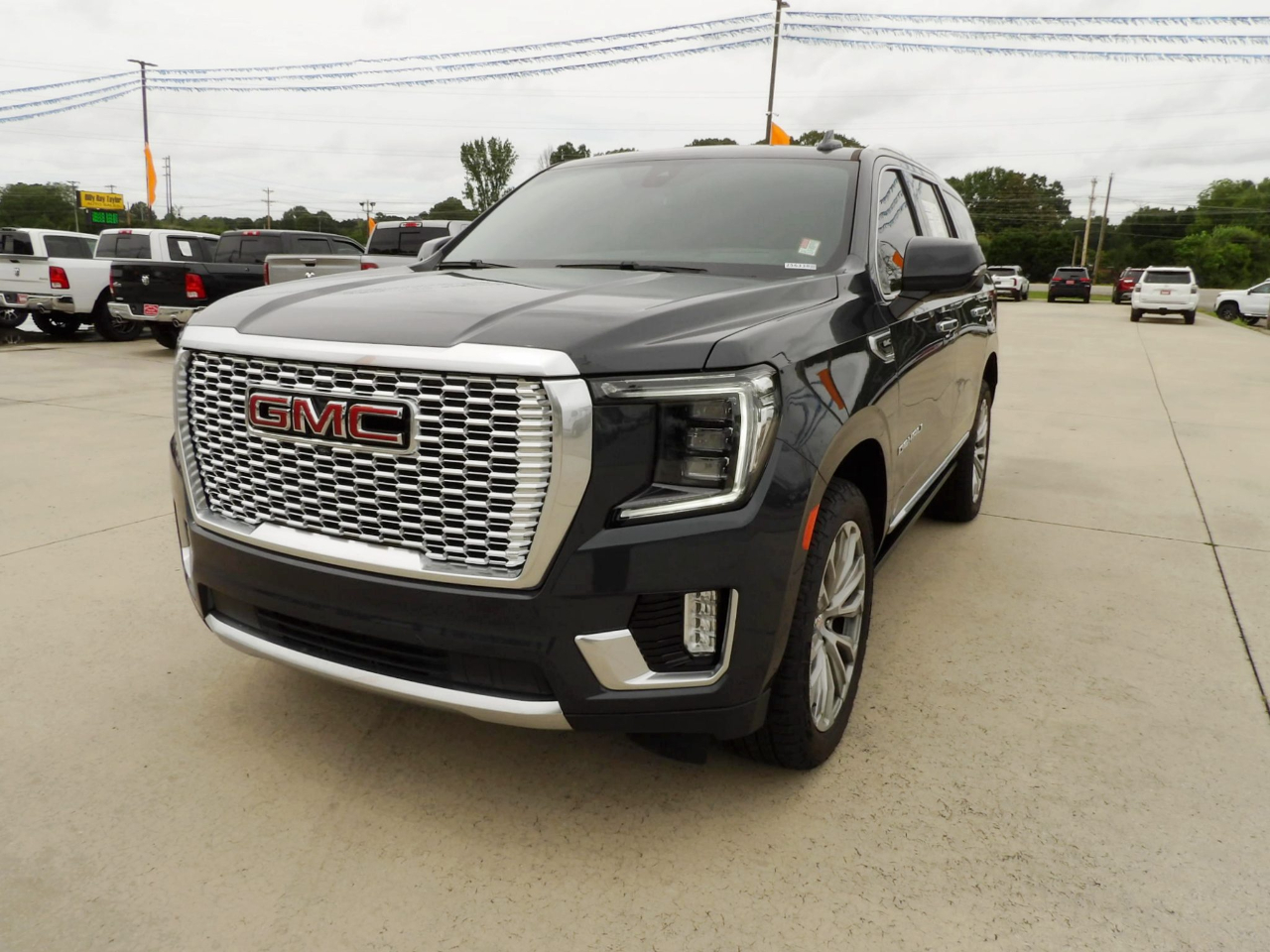 2021 GMC Yukon DENALI