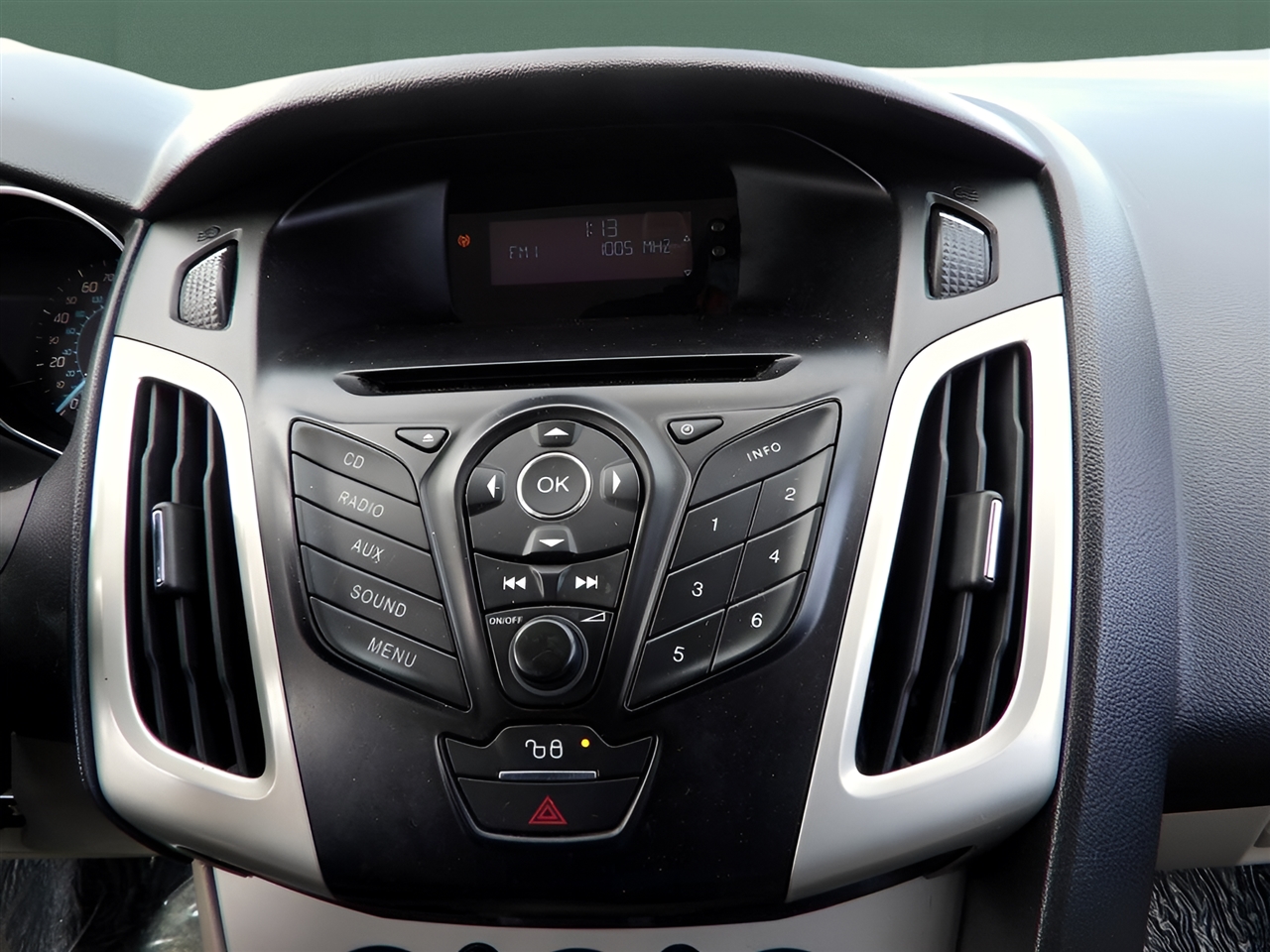 Ford Focus  2012 Ford Focus  2012