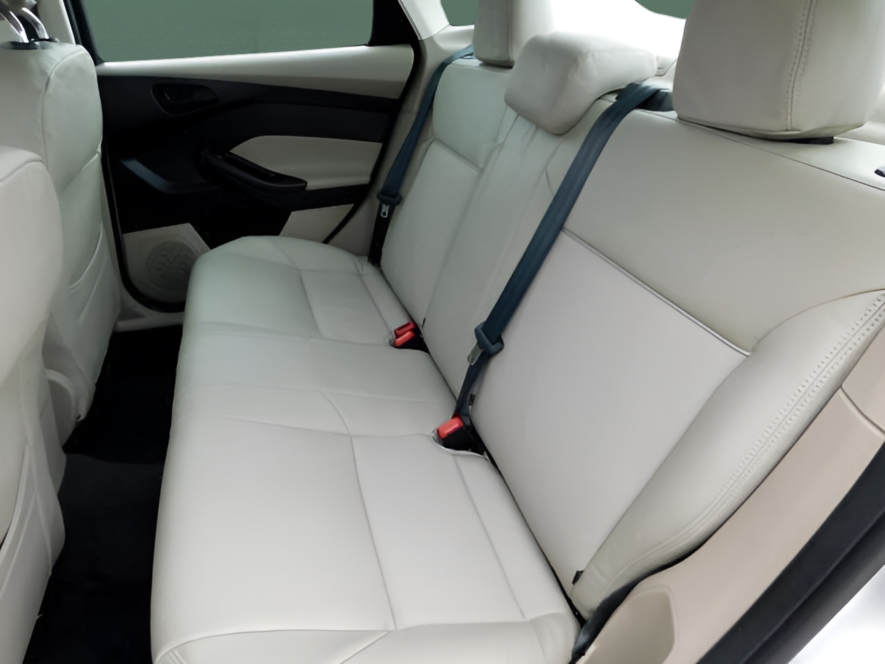 Ford Focus  2012 Ford Focus  2012