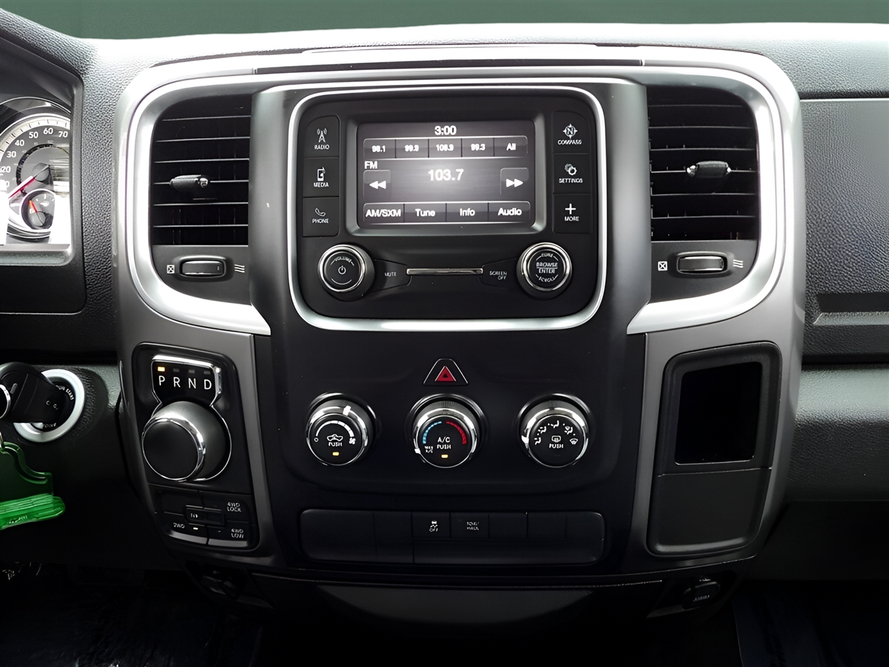 RAM 1500 Classic  2021 RAM 1500 Classic  2021