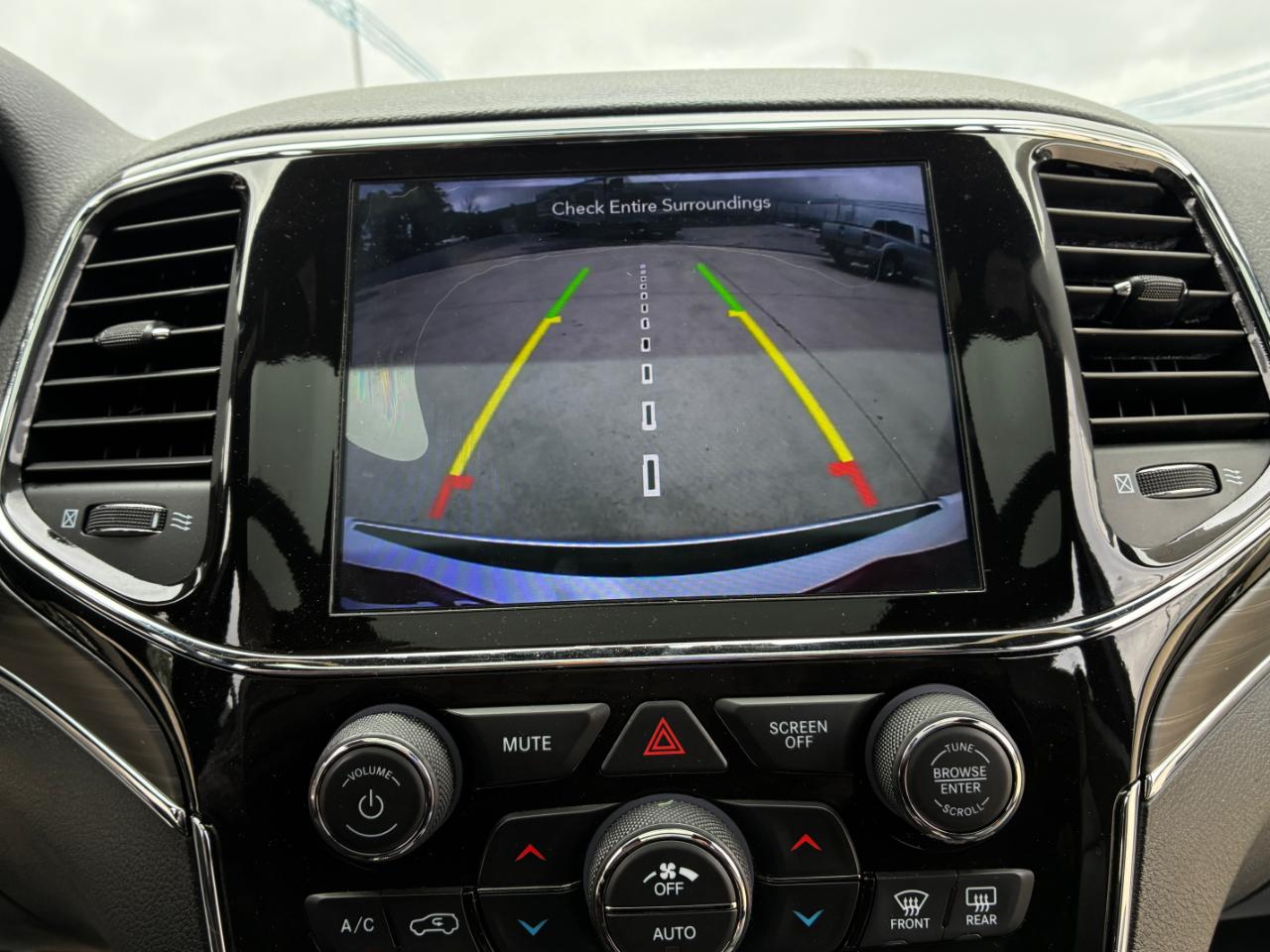 Jeep Grand Cherokee  2021