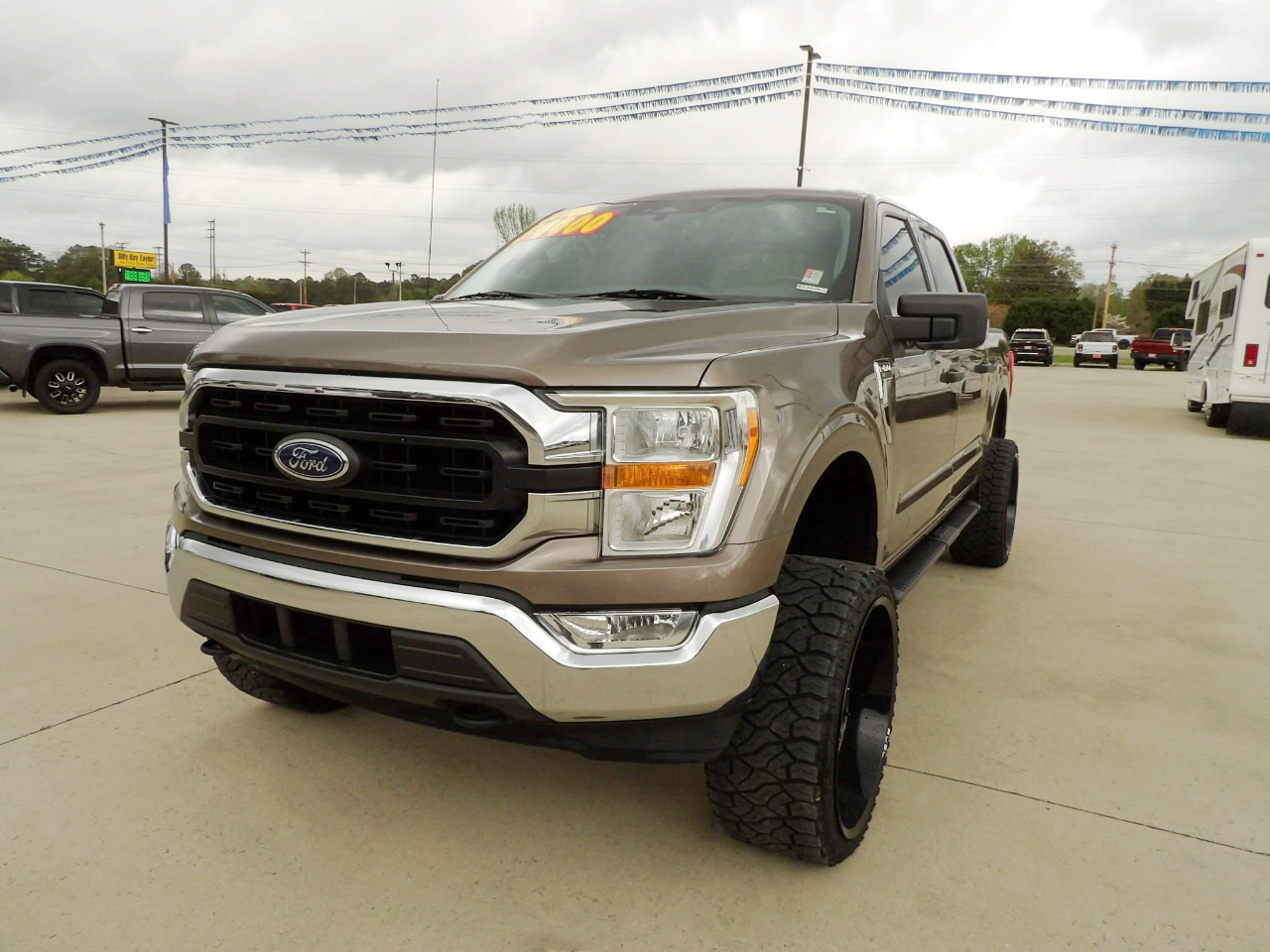 2021 Ford F-150 XLT WHEELS/LEVEL