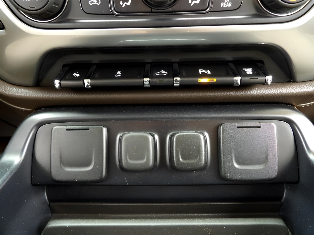 Chevrolet Silverado 3500HD  2015 Chevrolet Silverado 3500HD  2015