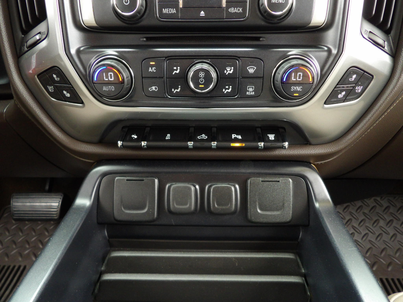 Chevrolet Silverado 3500HD  2015