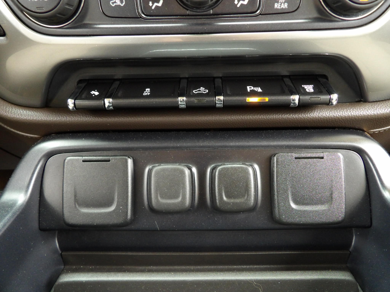 Chevrolet Silverado 3500HD  2015