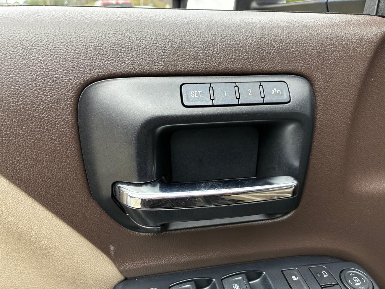 Chevrolet Silverado 3500HD  2015