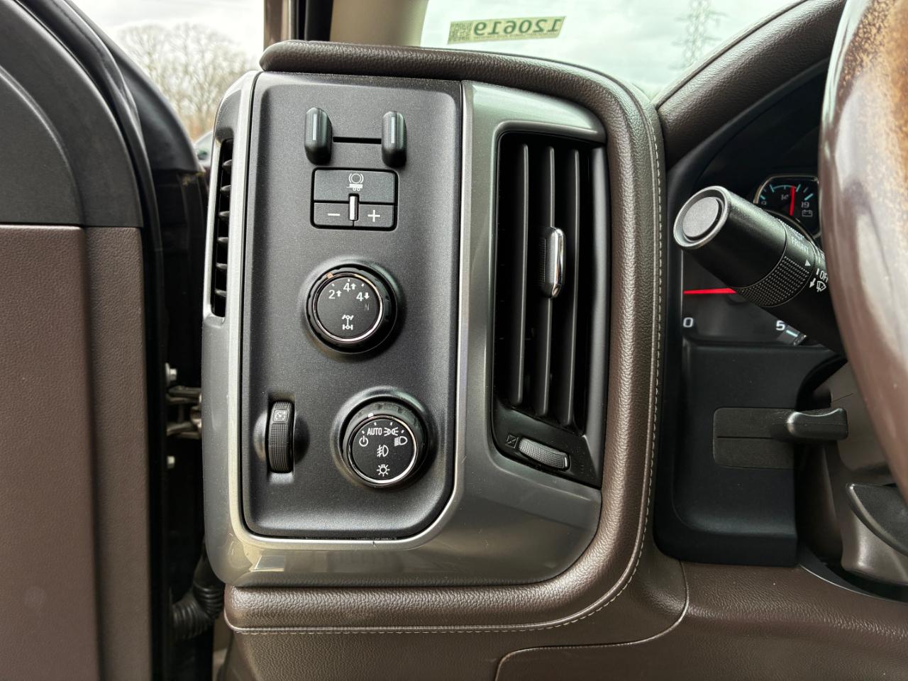 Chevrolet Silverado 3500HD  2015