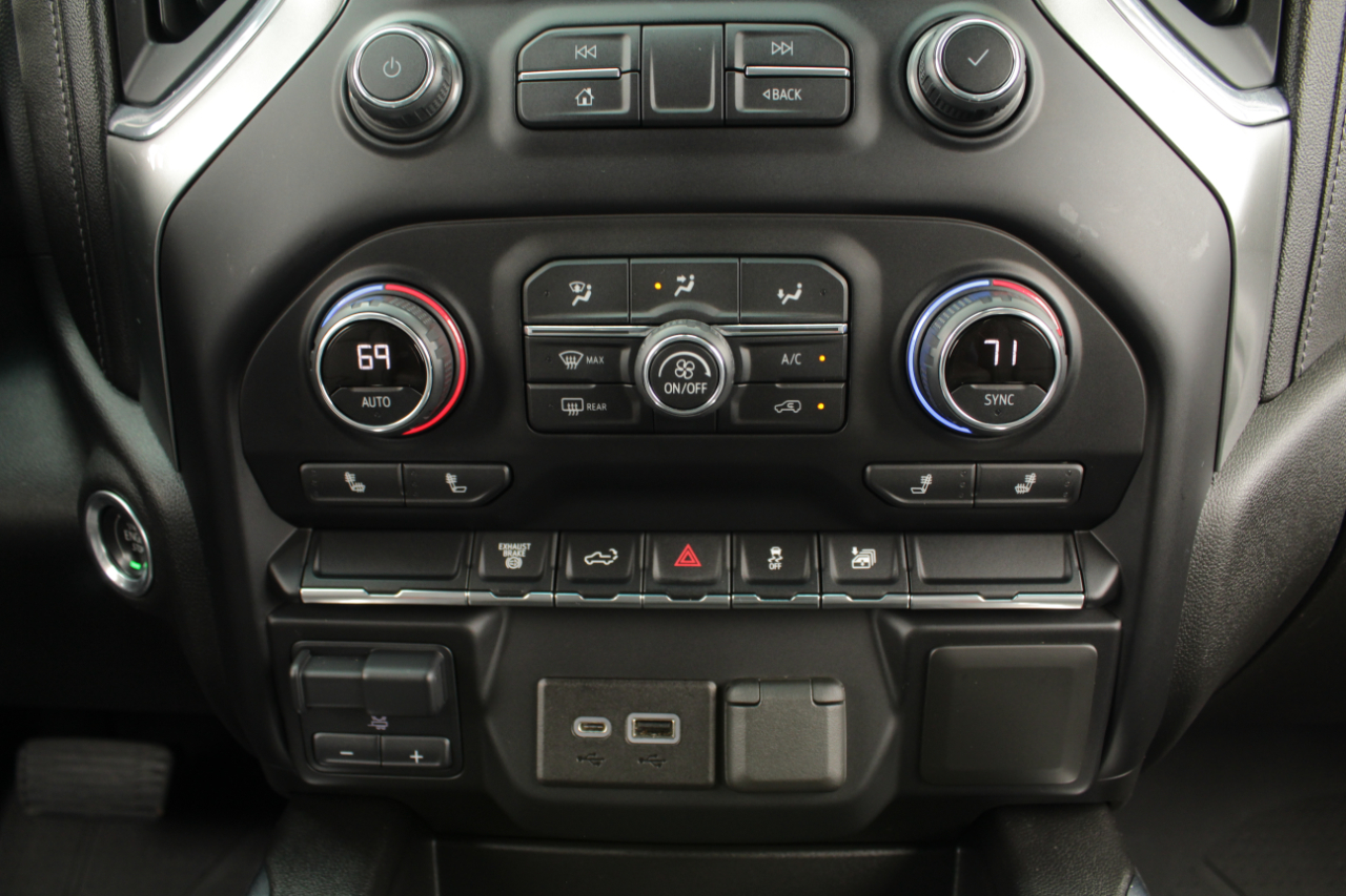 Chevrolet Silverado 3500HD  2021