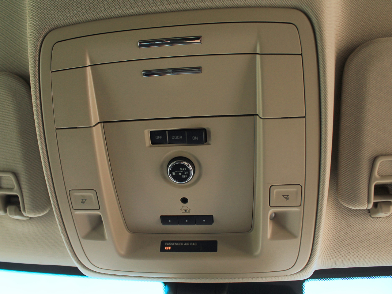 Chevrolet Suburban  2020