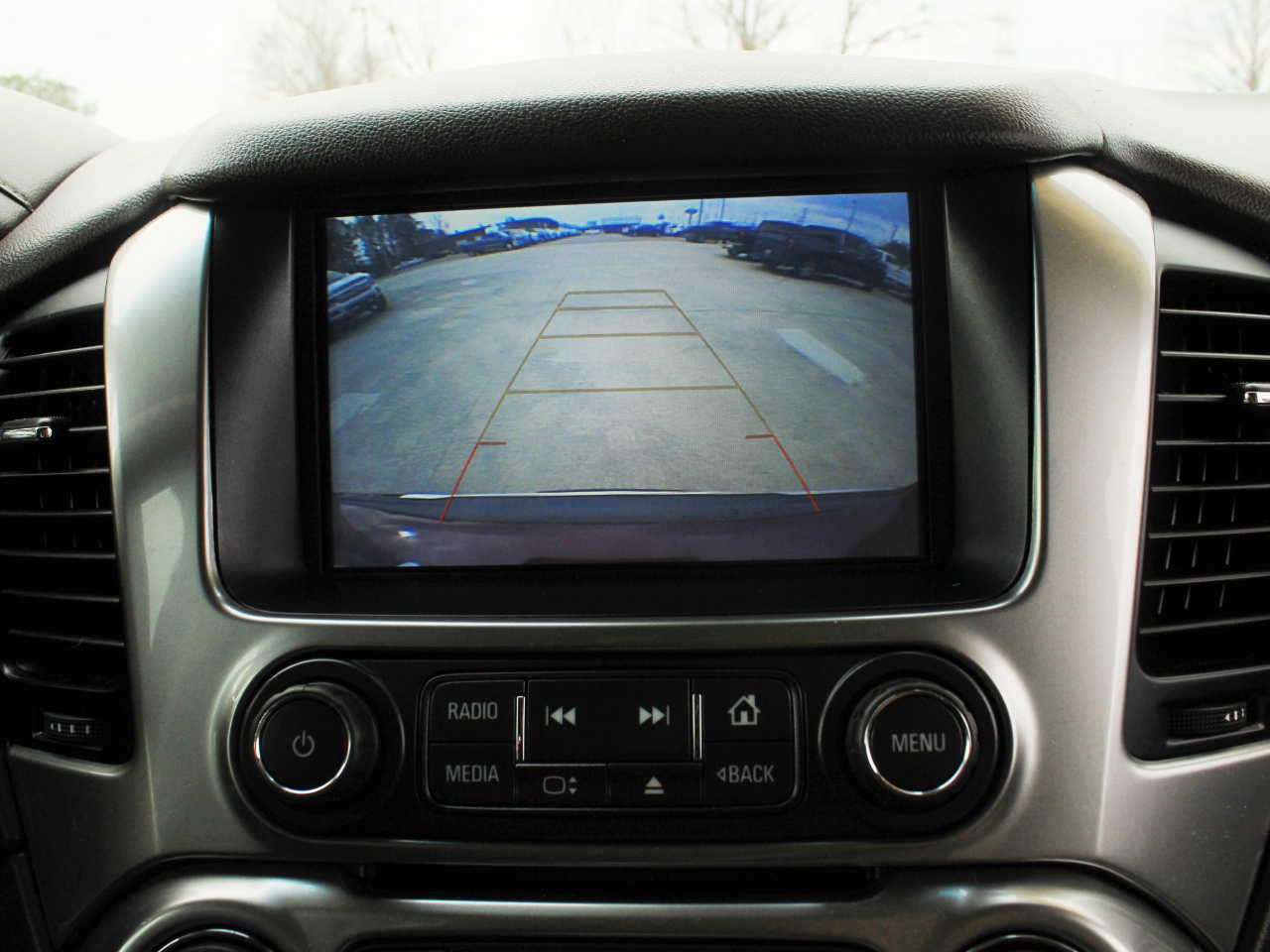 Chevrolet Suburban  2020