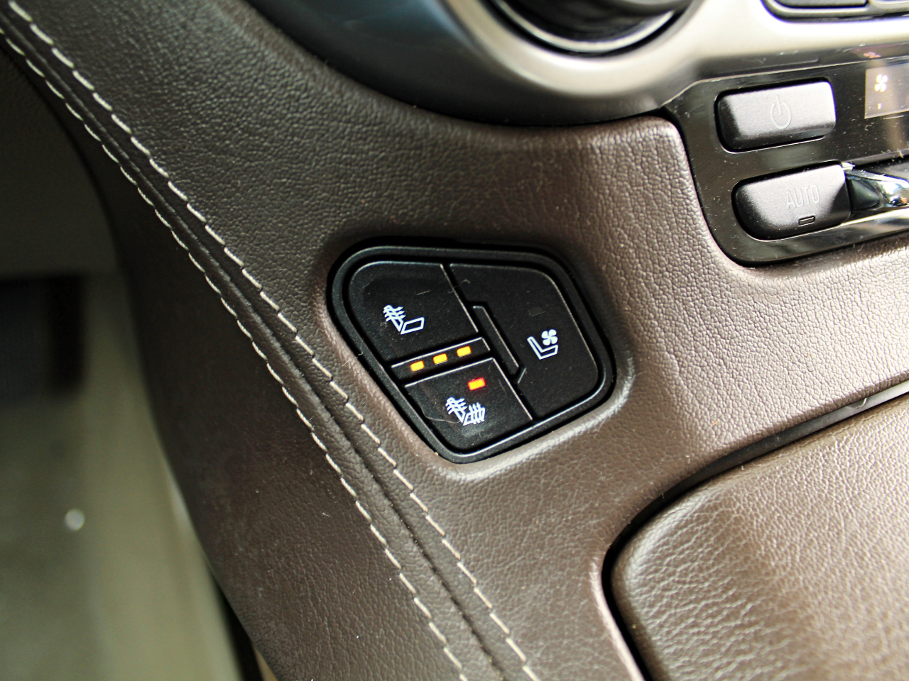 Chevrolet Suburban  2020