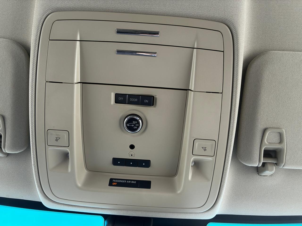 Chevrolet Suburban  2020