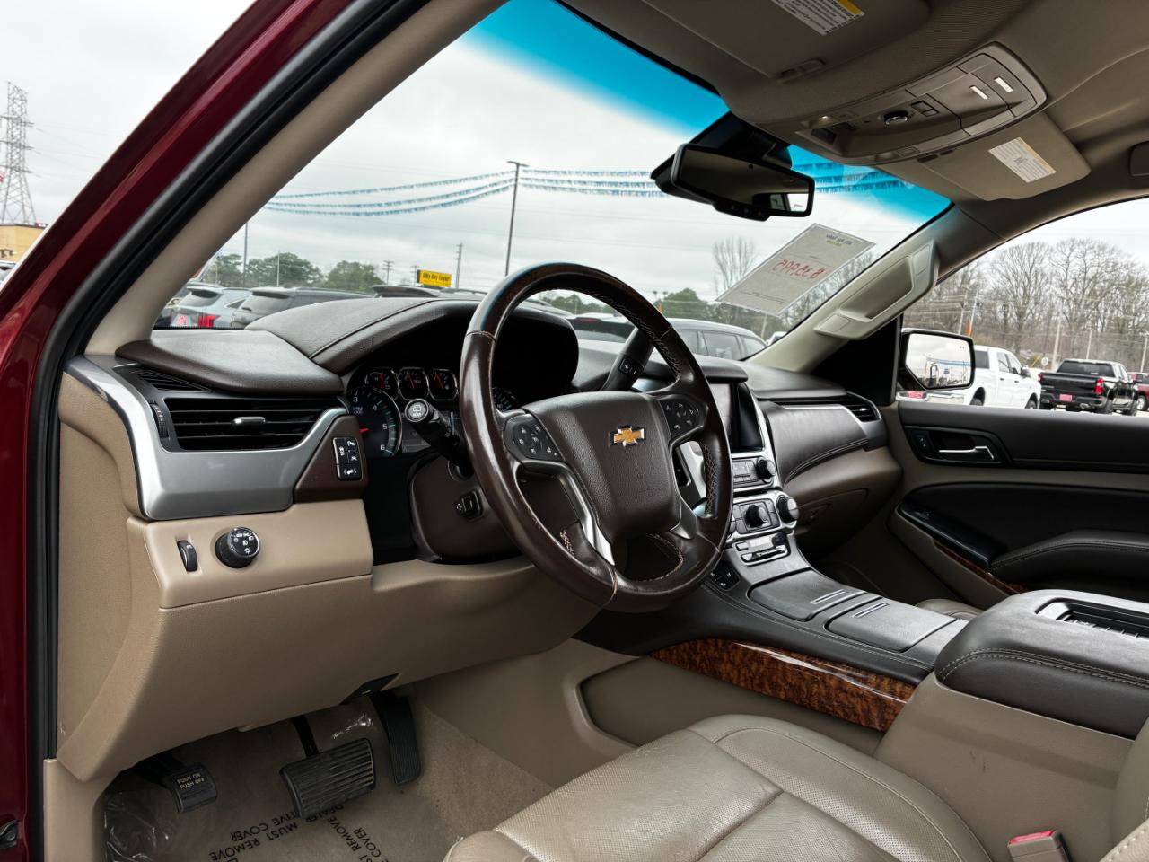 Chevrolet Suburban  2020