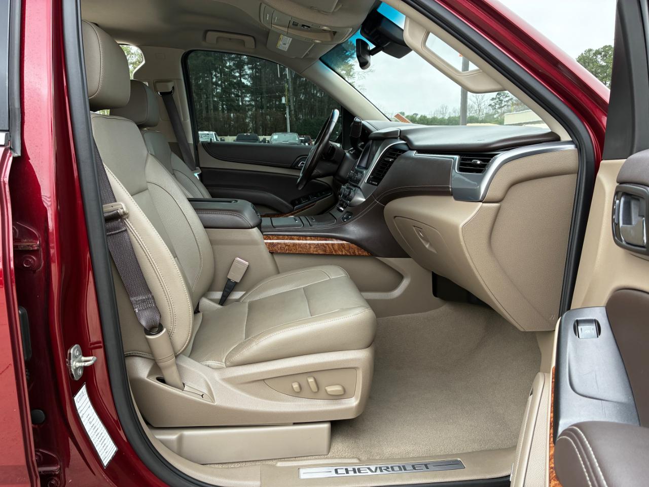 Chevrolet Suburban  2020