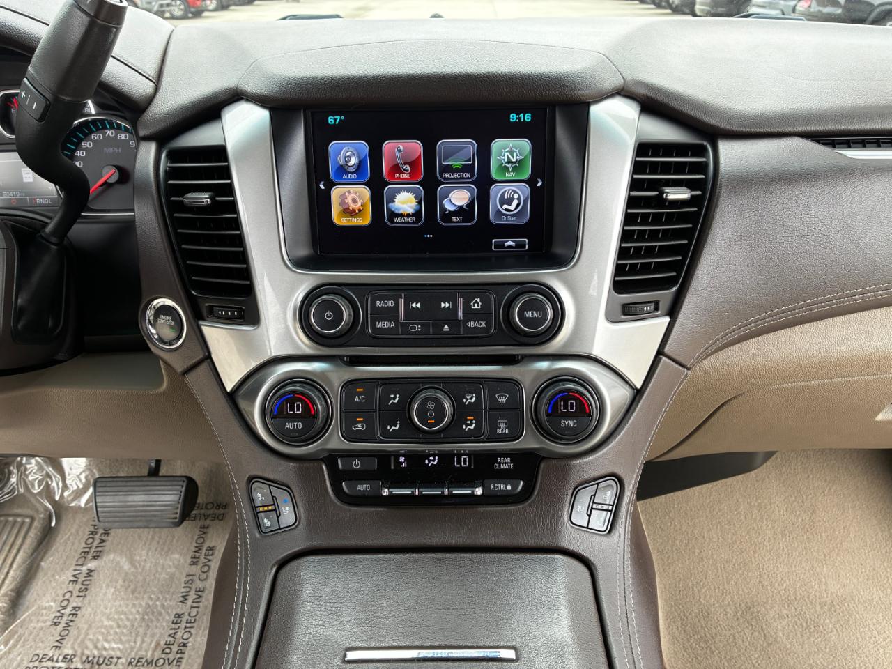 Chevrolet Suburban  2020