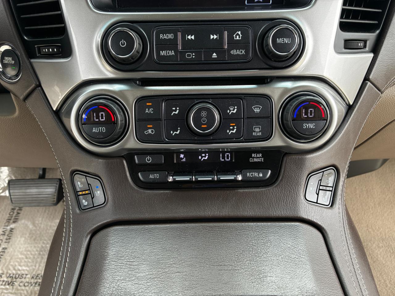 Chevrolet Suburban  2020