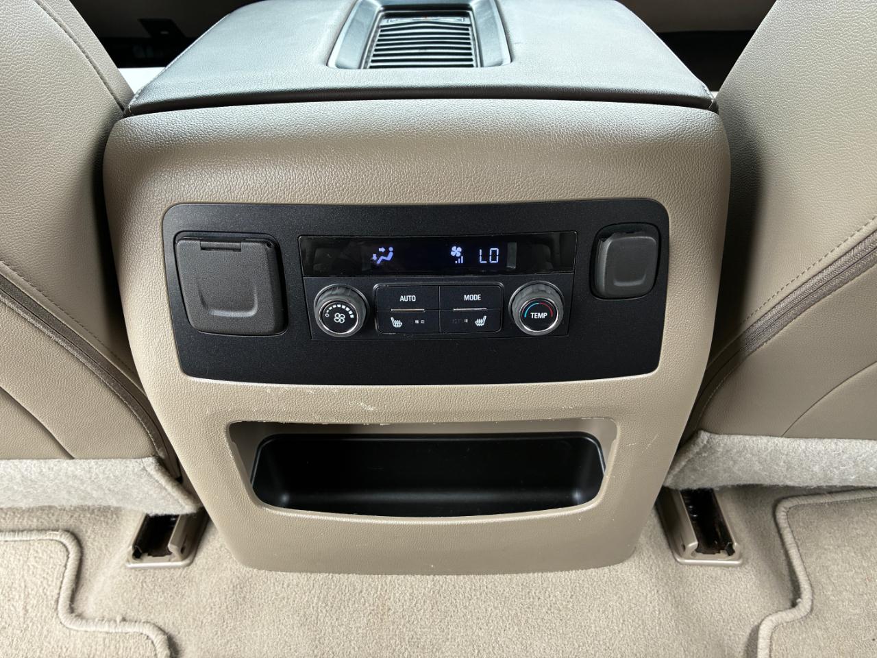 Chevrolet Suburban  2020