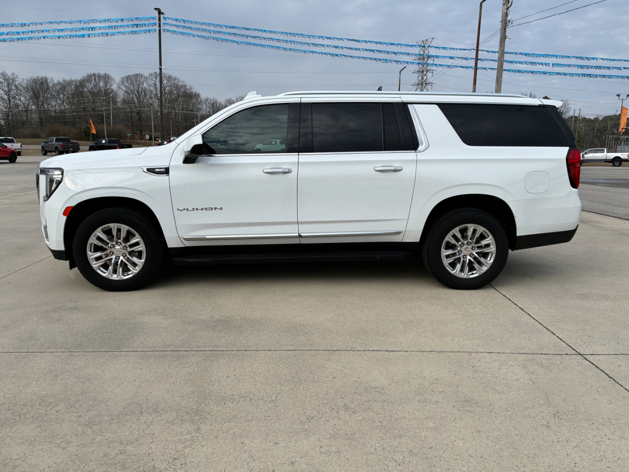 GMC Yukon XL 1500 SLT 2021