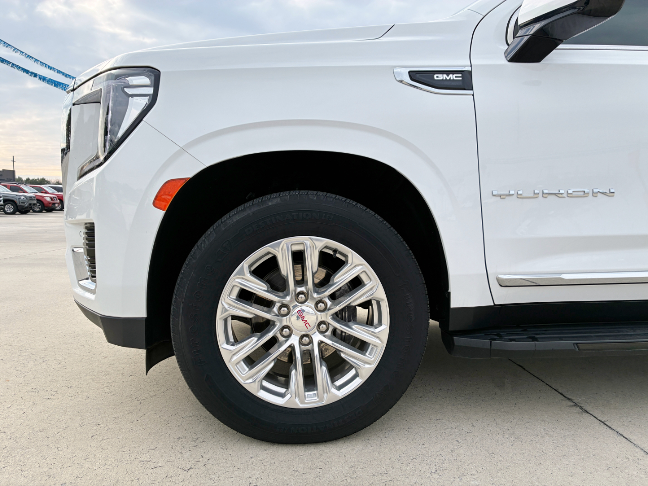 GMC Yukon XL 1500 SLT 2021