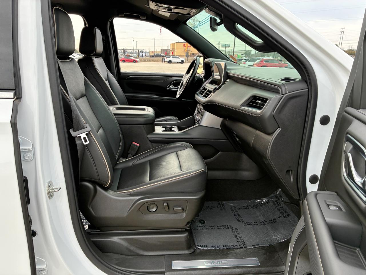 GMC Yukon XL 1500 SLT 2021
