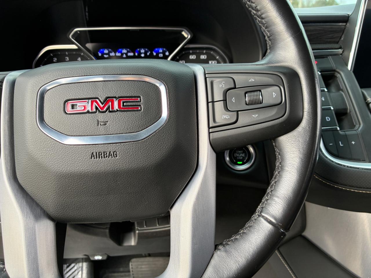 GMC Yukon XL 1500 SLT 2021