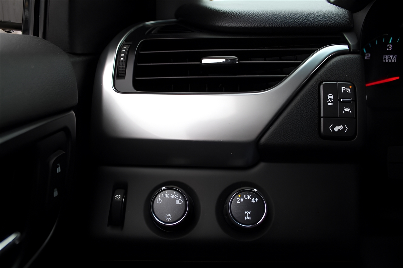 Chevrolet Suburban  2019 Chevrolet Suburban  2019