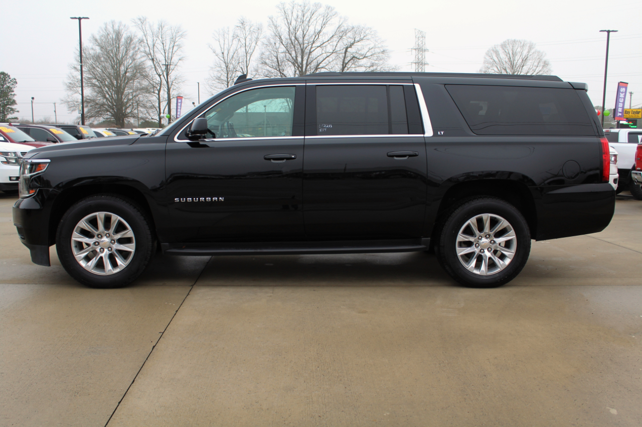 Chevrolet Suburban  2019
