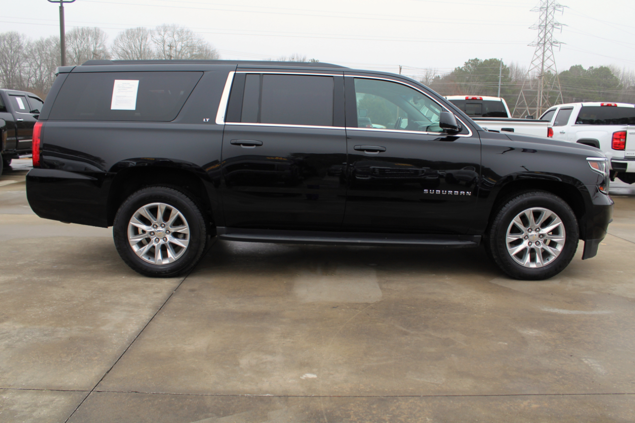 Chevrolet Suburban  2019