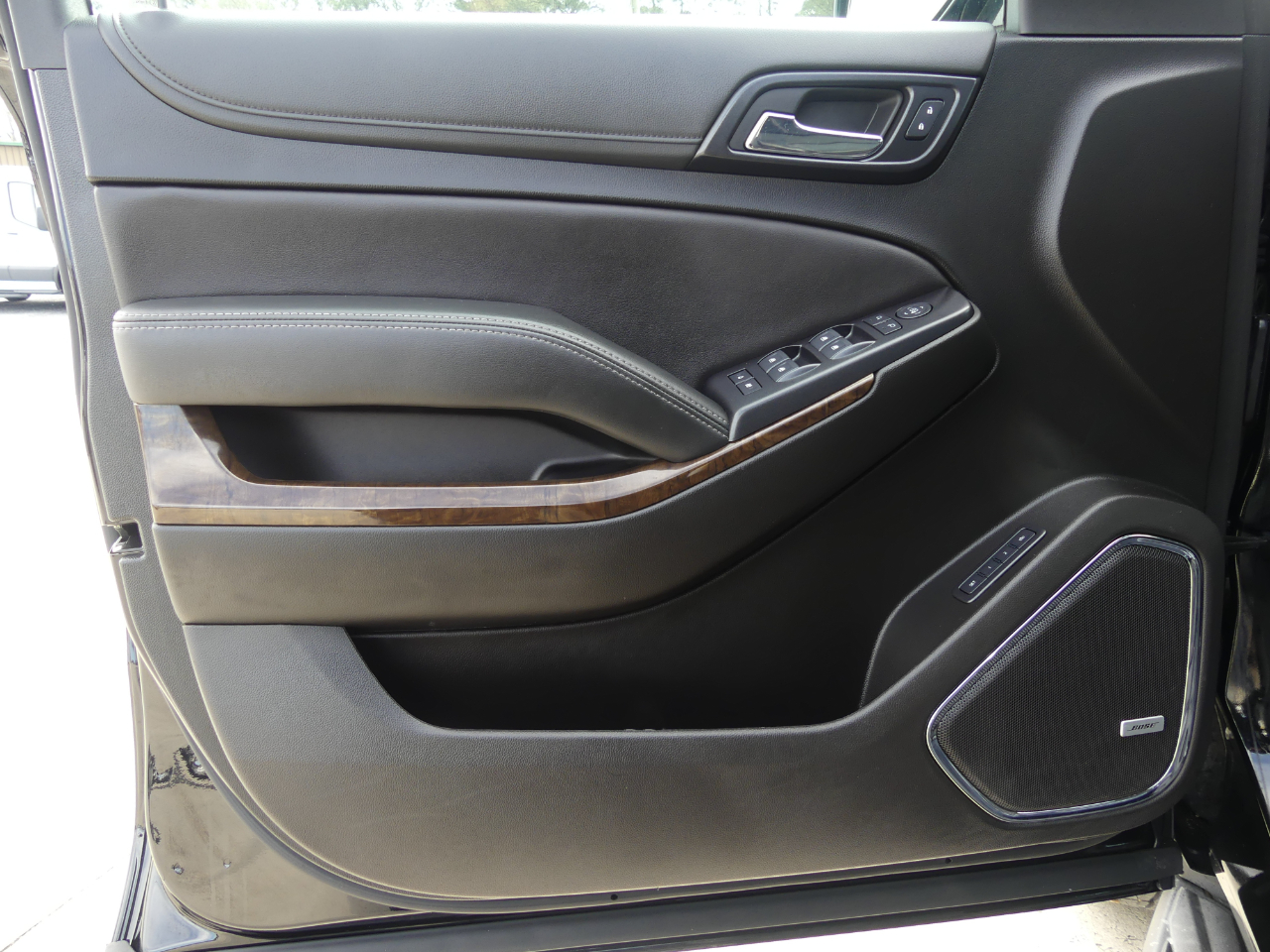 Chevrolet Suburban  2019