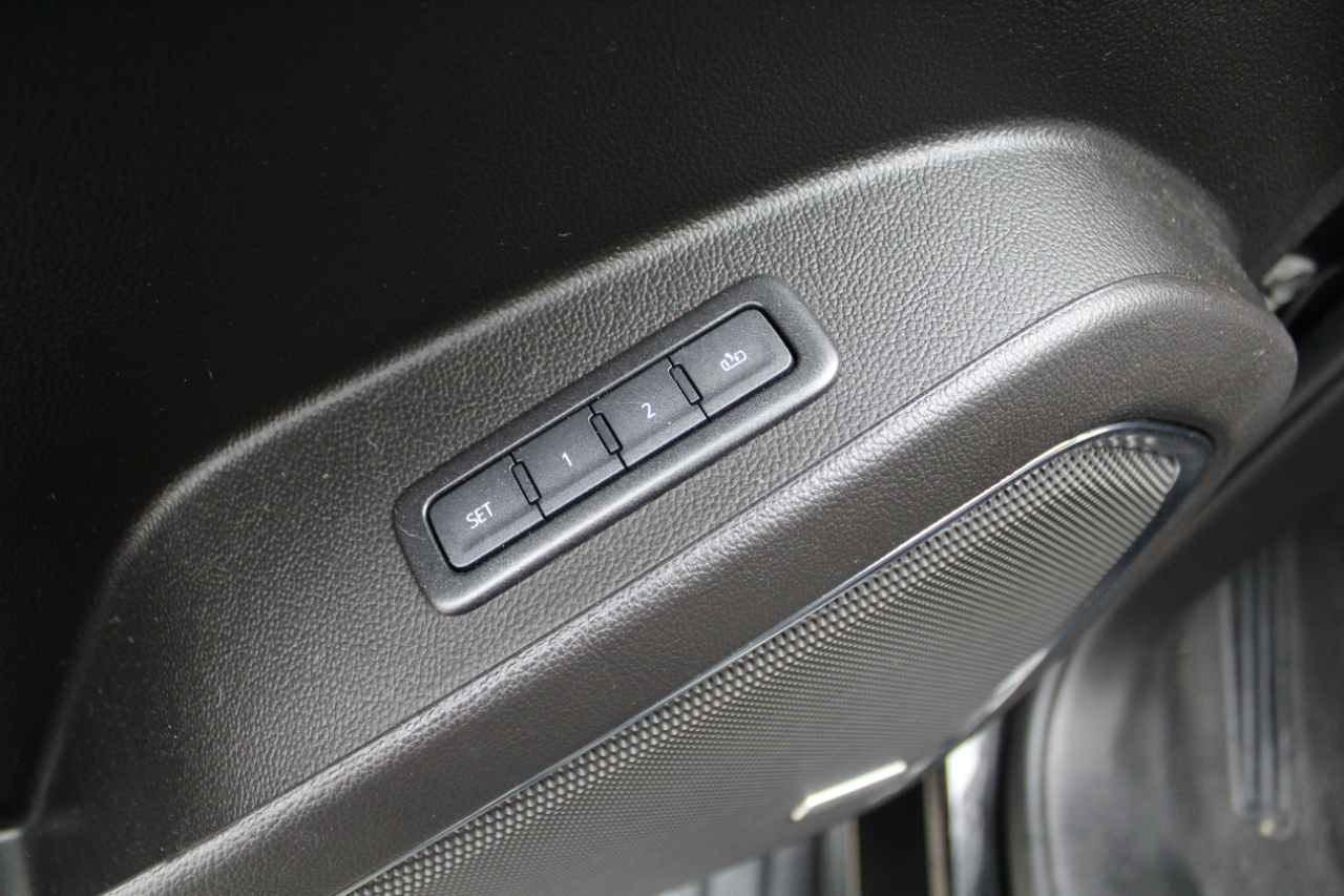 Chevrolet Suburban  2019