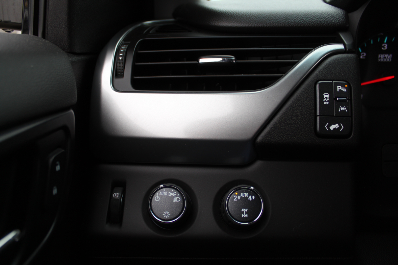 Chevrolet Suburban  2019