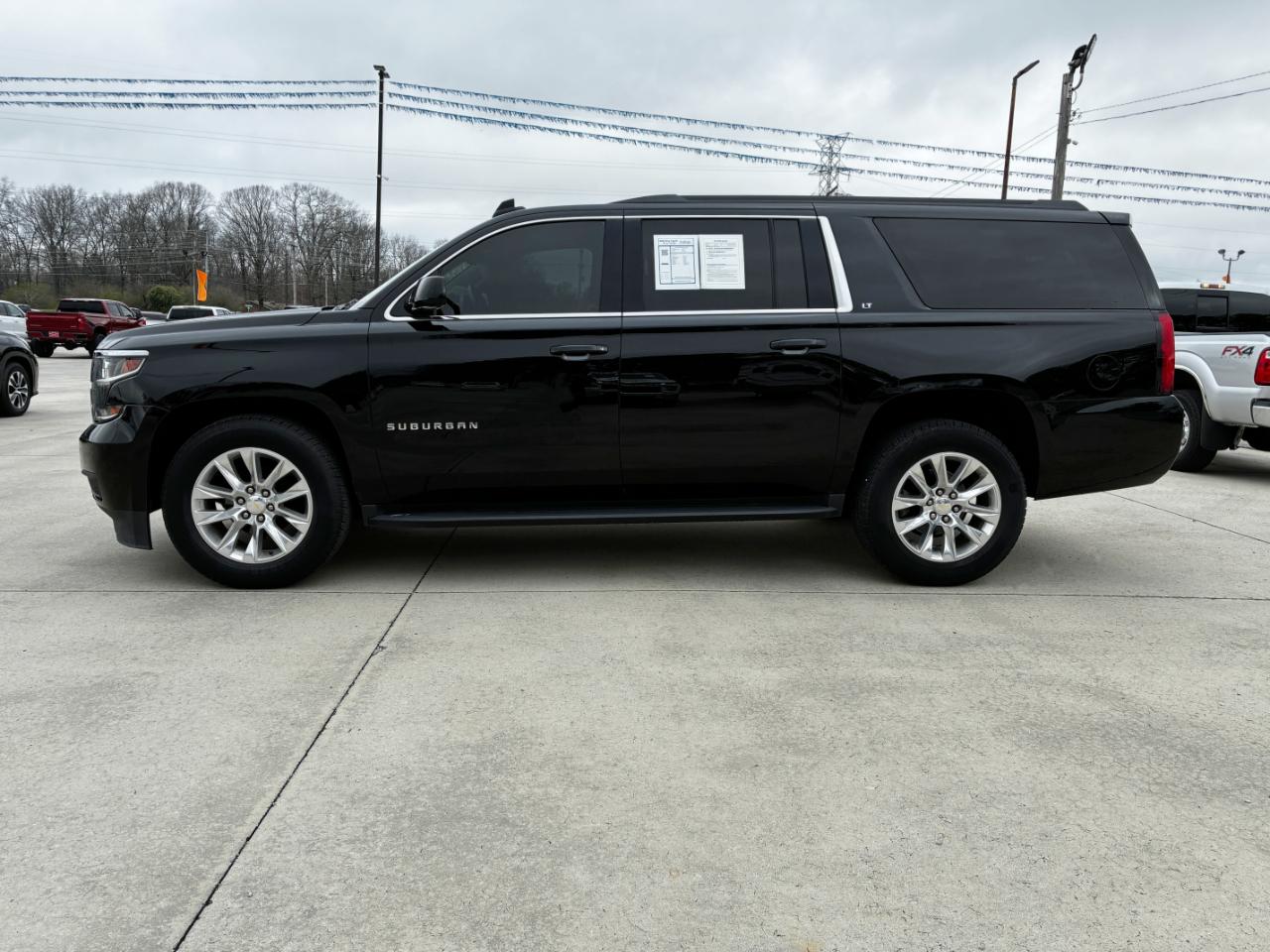 Chevrolet Suburban  2019