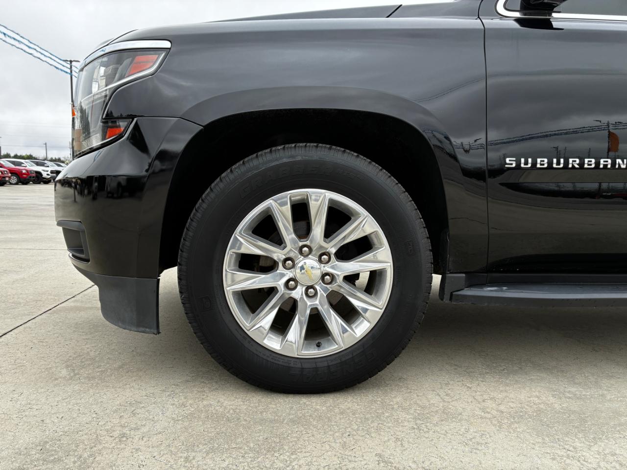 Chevrolet Suburban  2019