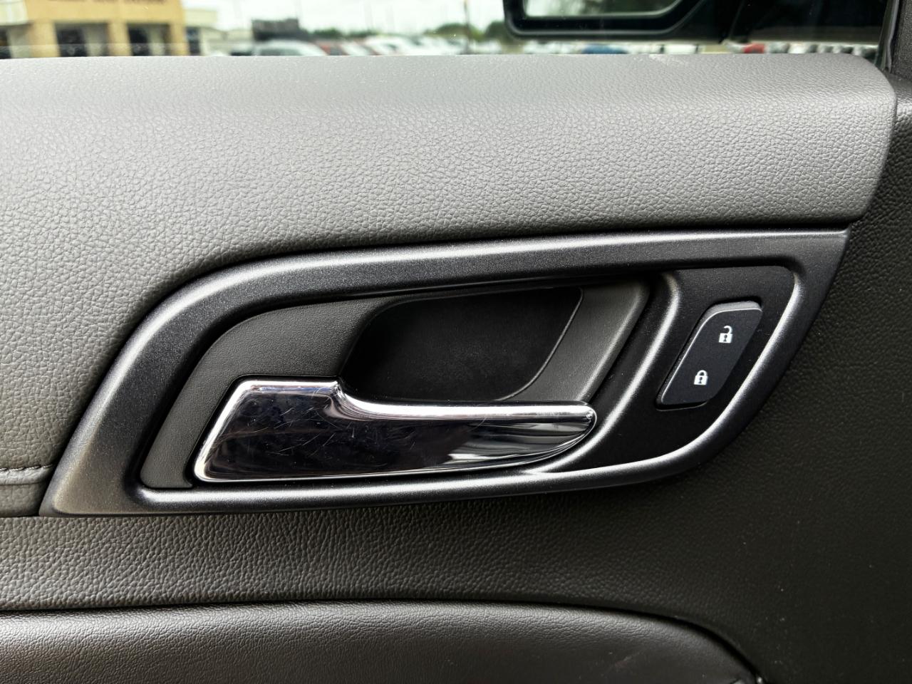 Chevrolet Suburban  2019