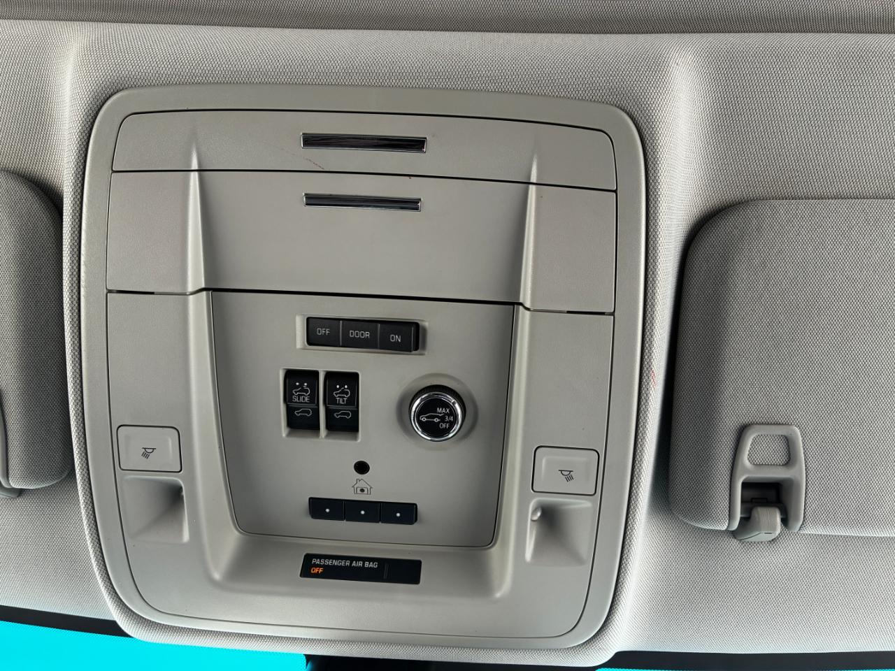 Chevrolet Suburban  2019