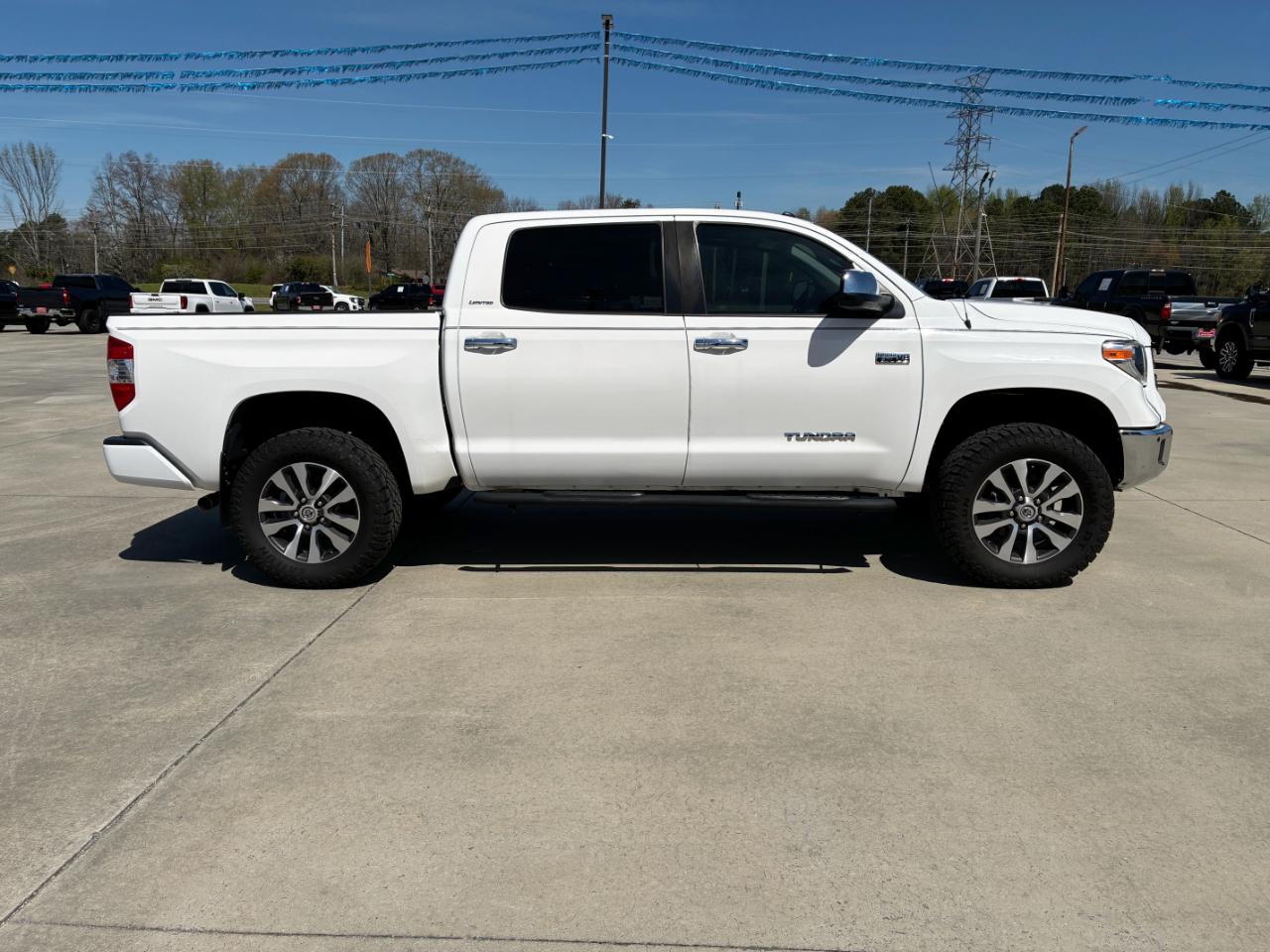 Toyota Tundra  2019