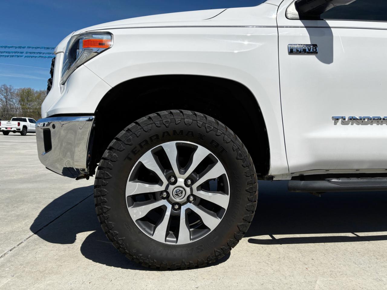 Toyota Tundra  2019