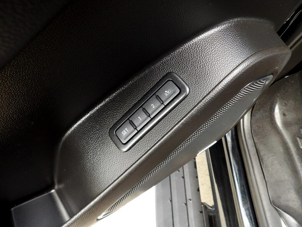 2018 Gmc Yukon XL Denali photo 12