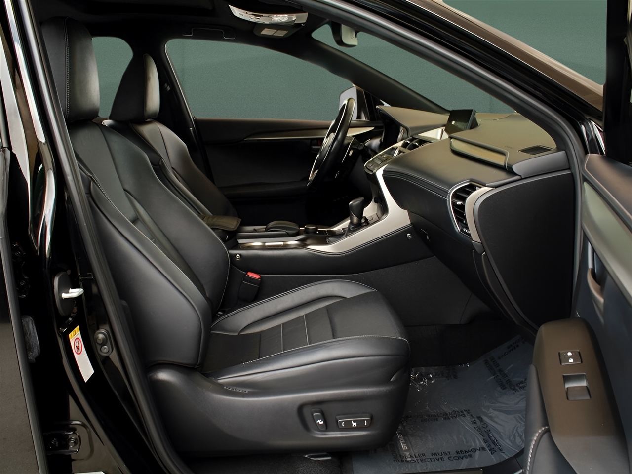 Lexus NX 200t  2015 Lexus NX 200t  2015