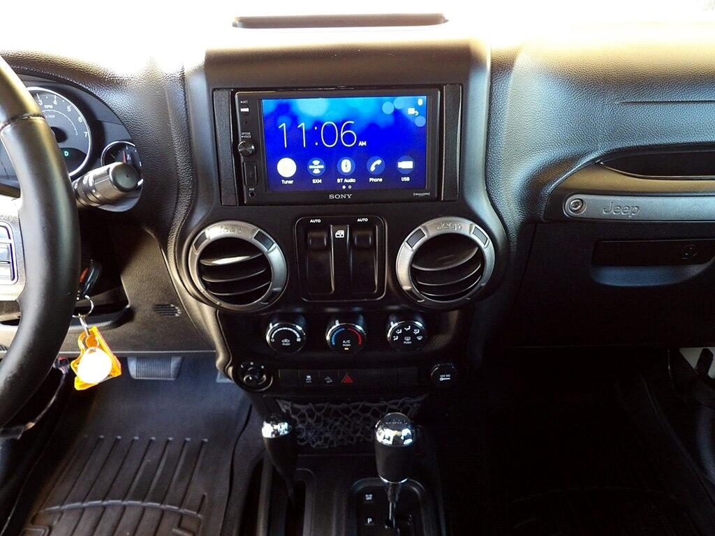 Jeep Wrangler  2011 Jeep Wrangler  2011