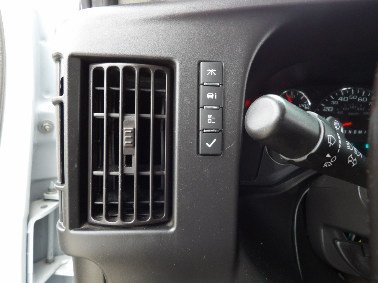 Chevrolet Express 1500 Cargo 2023