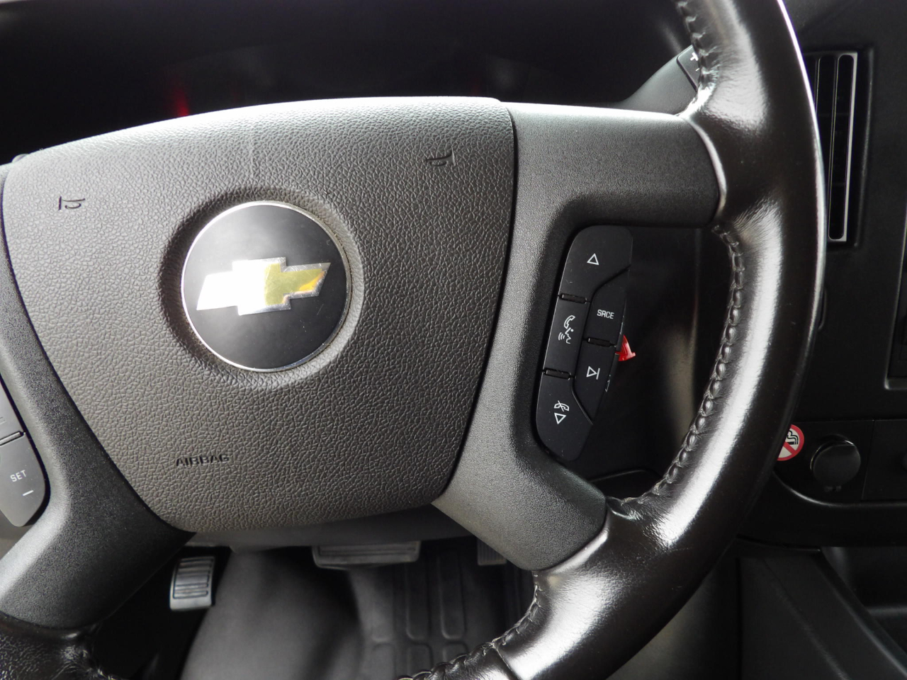 Chevrolet Express 1500 Cargo 2023