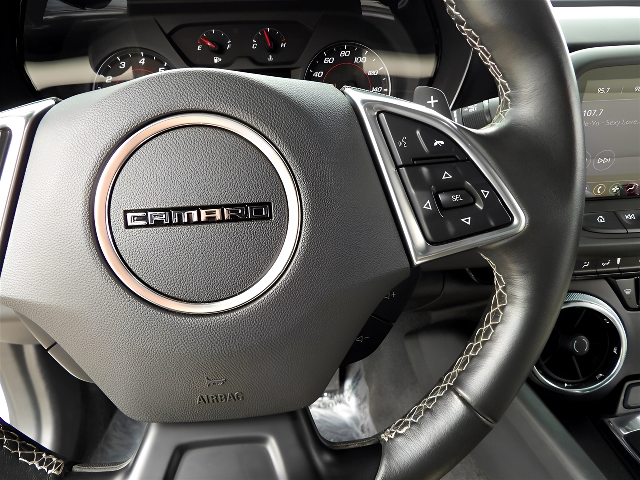 Chevrolet Camaro  2021 Chevrolet Camaro  2021