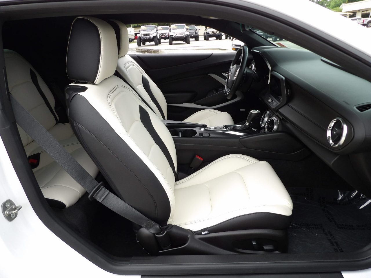 Chevrolet Camaro  2021