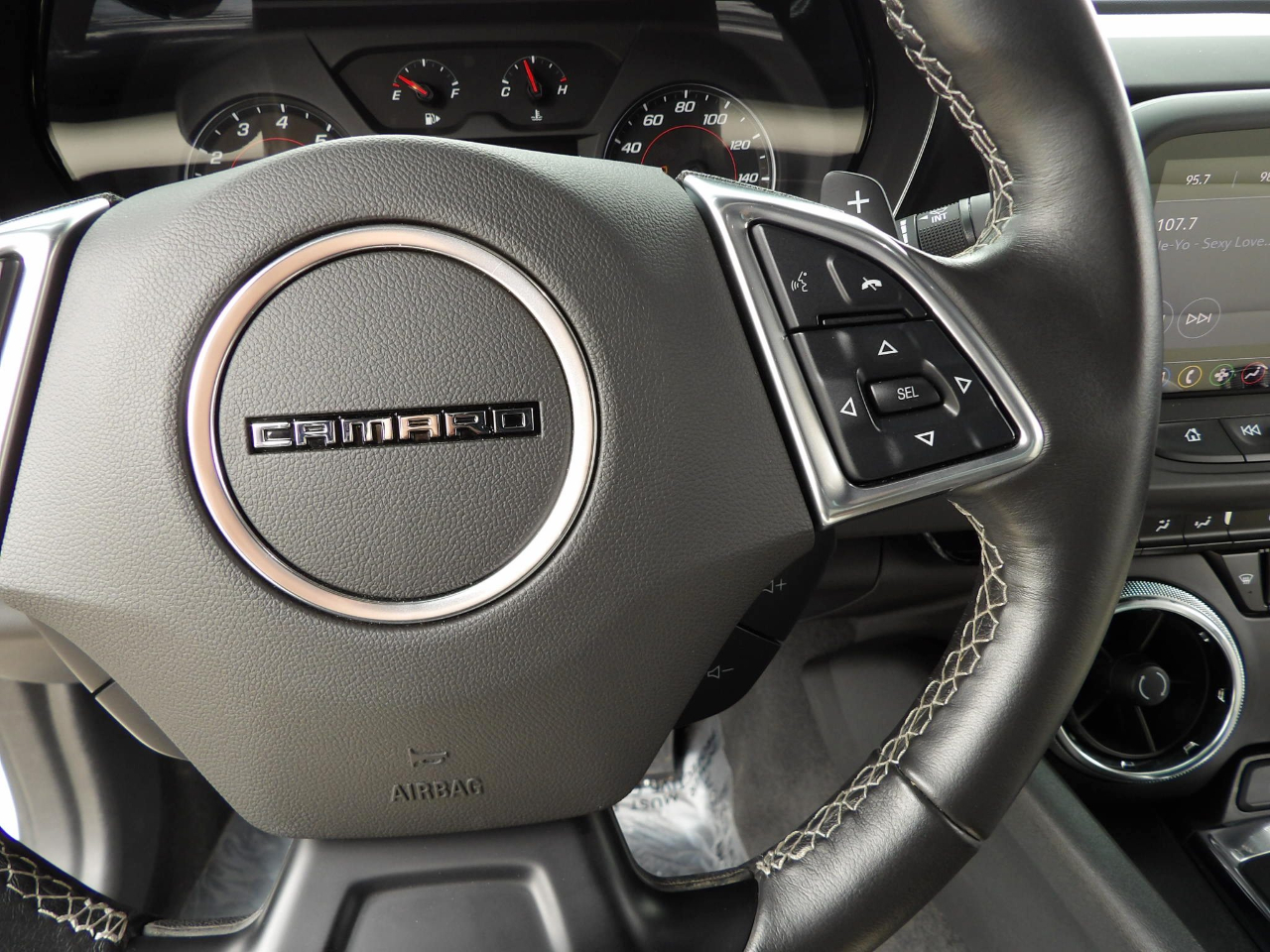 Chevrolet Camaro  2021