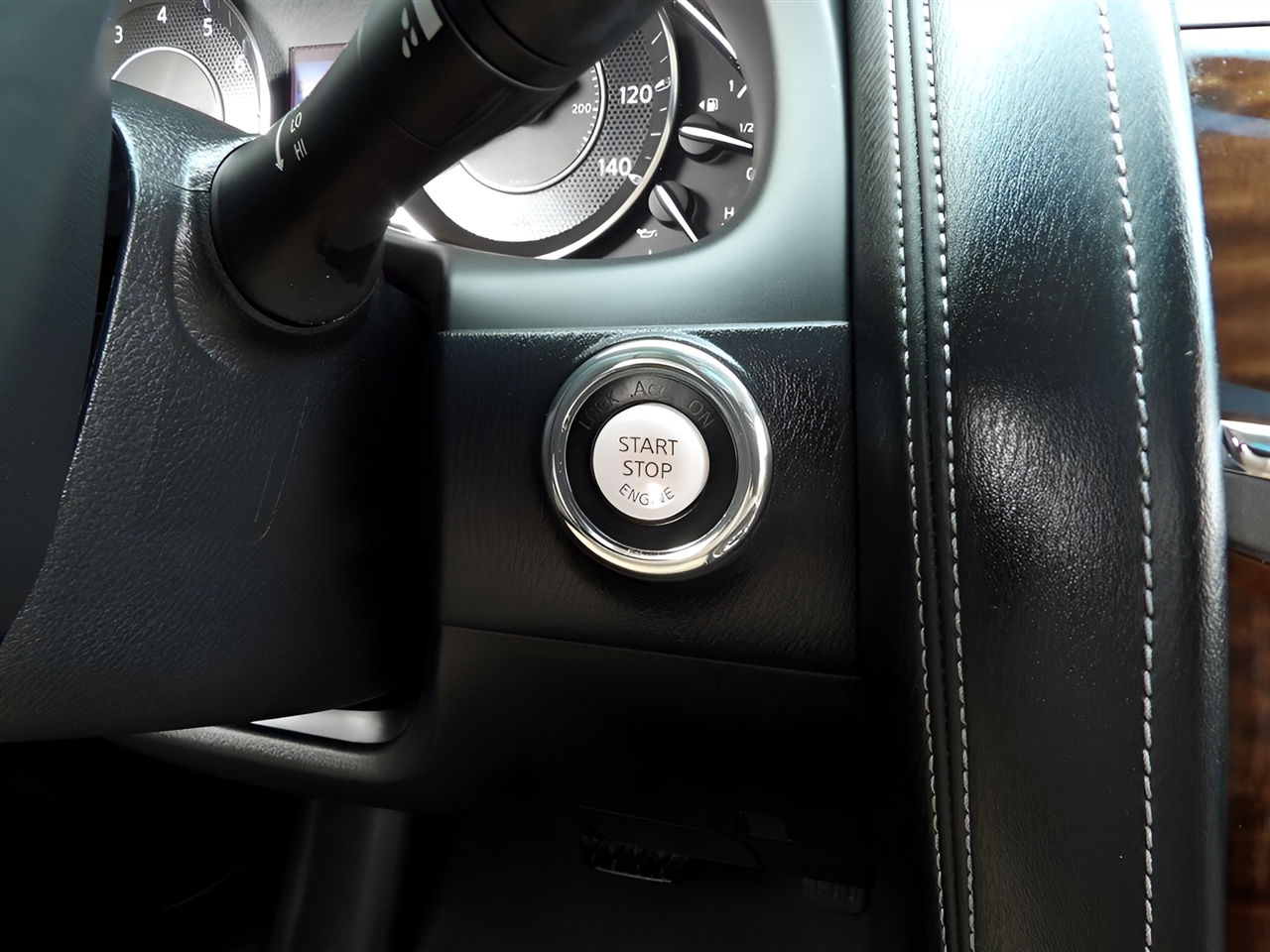 Nissan Armada  2017 Nissan Armada  2017