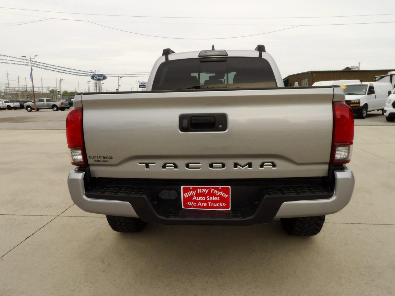 Toyota Tacoma  2018