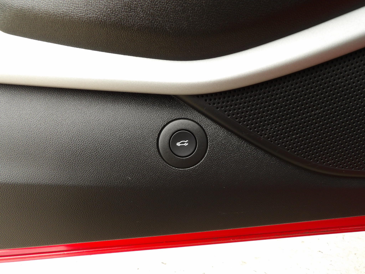 Chevrolet Camaro  2020